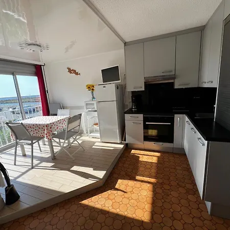 Aig 59 – Avec 2 – Résidence Grand Sud – – 4 Personnes * Gruissan
